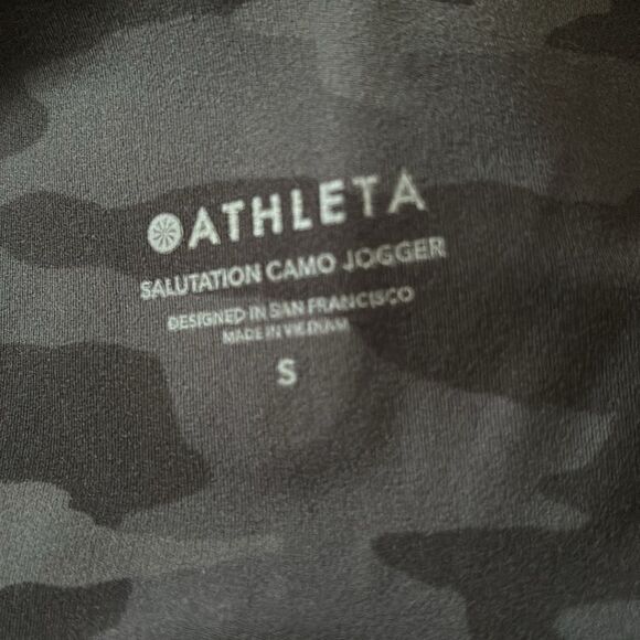 Athleta Salutation Camo Jogger in Gray Size S - Picture 7 of 7